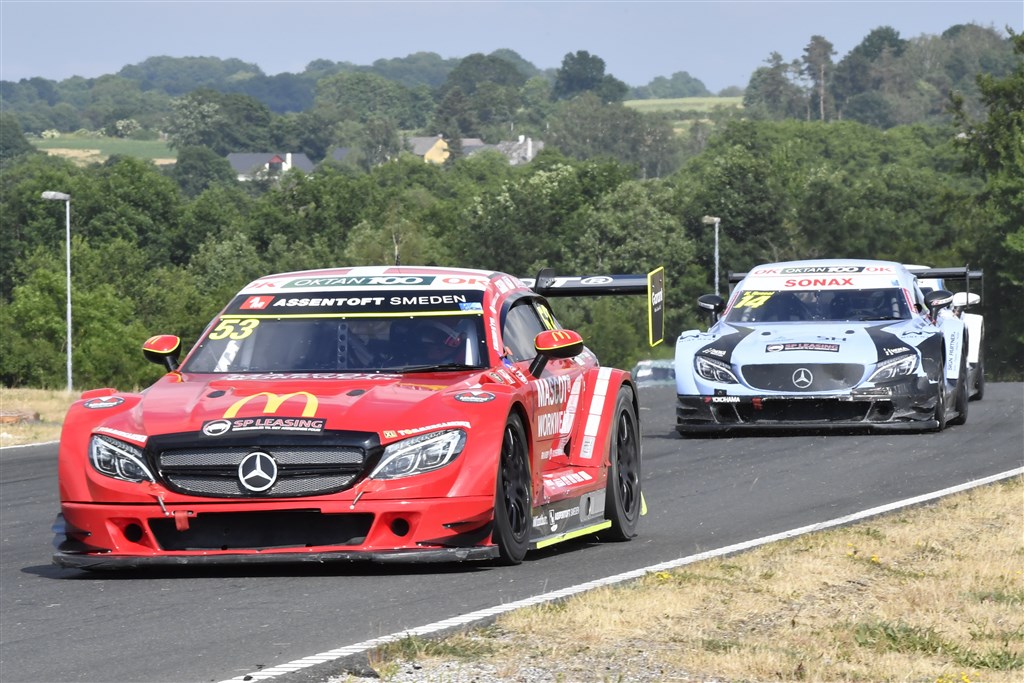 2019-mesteren Kevin Rossel (14) fik i finalen indhentet Simon Birch Kristensen (53) og tog sin første sejr i denne sæson.
(Foto: Morten Kimer Hansen)